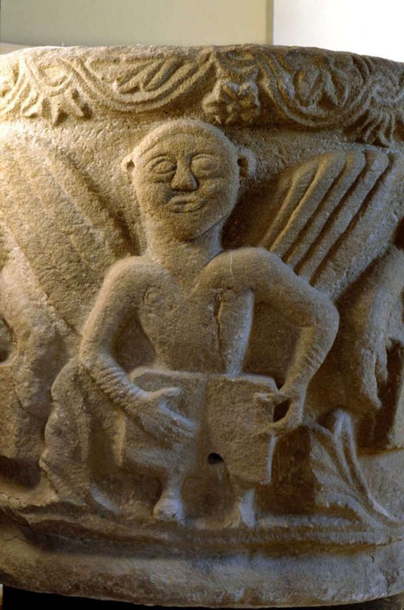 Fonte battesimale (particolare), XI-XII secolo